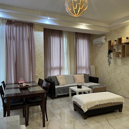 Rustaveli Apartment 113 クタイシ エクステリア 写真