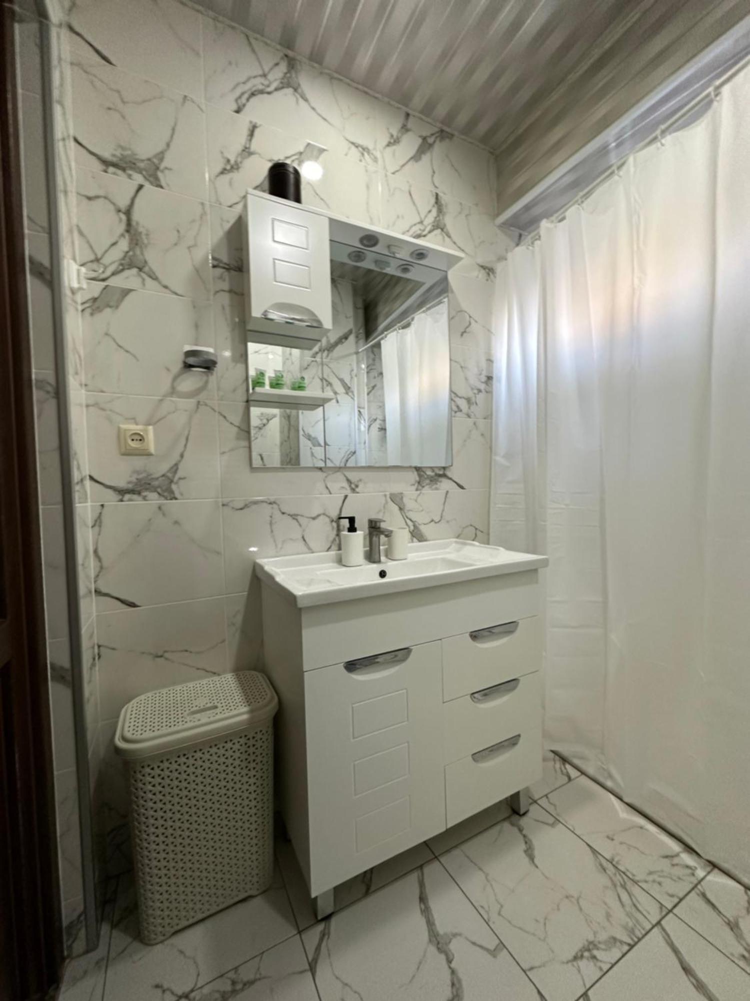 Rustaveli Apartment 113 クタイシ エクステリア 写真